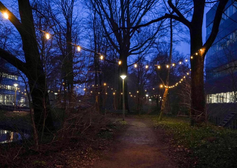 Kronenburg-Uilenstede-tijdelijke-verlichting-kronenburg-amstelveen.nl Kronenburg-Uilenstede-tijdelijke-verlichting-kronenburg-amstelveen.nl